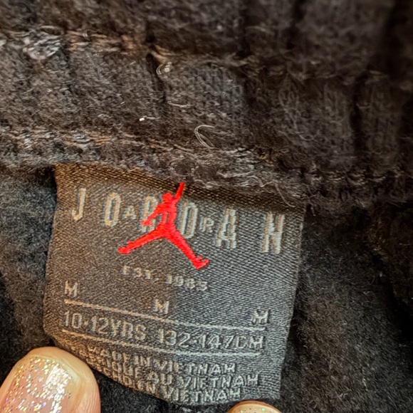 Boys Nike Air Jordan Sweatpants Black Logo Joggers Size 10–12 - Picture 4 of 4